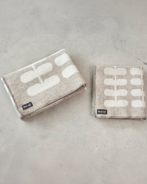 FLORA DOG WOOL BLANKET | שמיכה לכלב