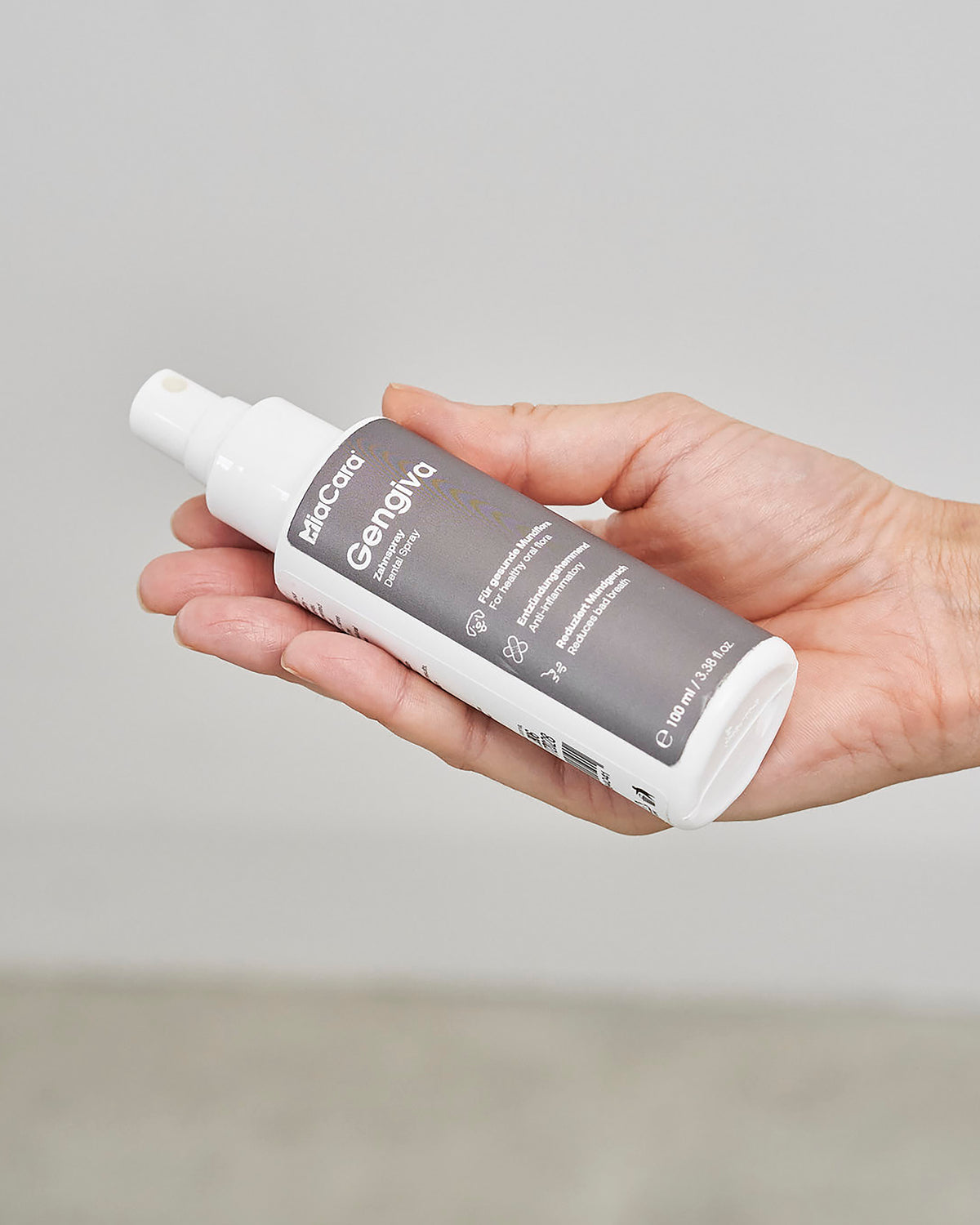 ספריי לטיפוח השיניים והחניכיים לכלב | GENGIVA DOG DENTAL SPRAY