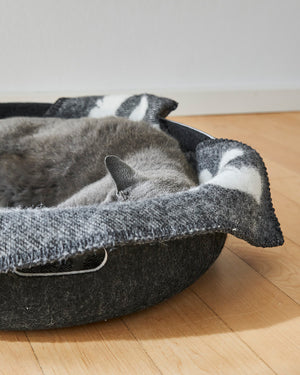 שמיכה צמר מפנקת לחתול | FLORA CAT WOOL BLANKET