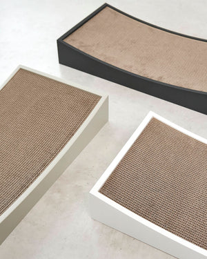 GRATTA CAT SCRATCHING BOARD | משטח גירוד לחתולים