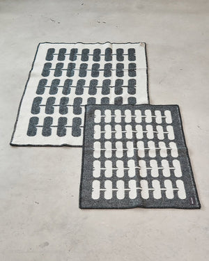 FLORA DOG WOOL BLANKET | שמיכה לכלב