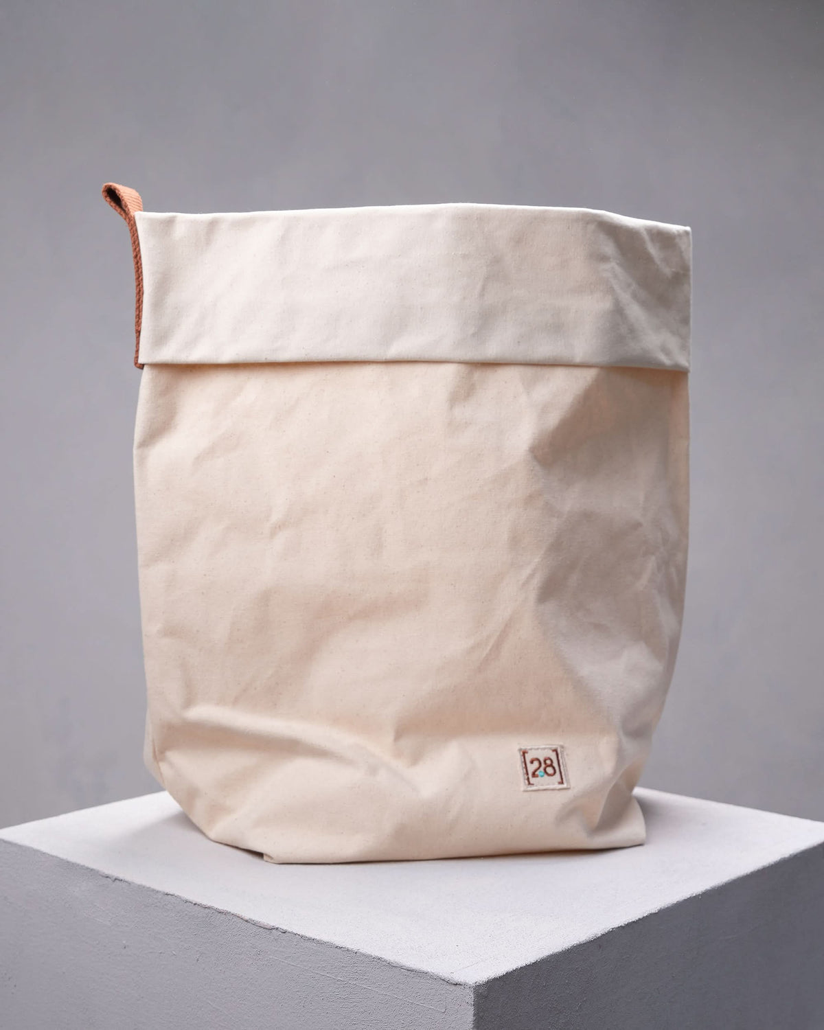 שק אחסון מעוצב מקנבס לשקי מזון / צעצועים | BERENICE FOOD & TOY HOLDER IN STRUCTURED CANVAS
