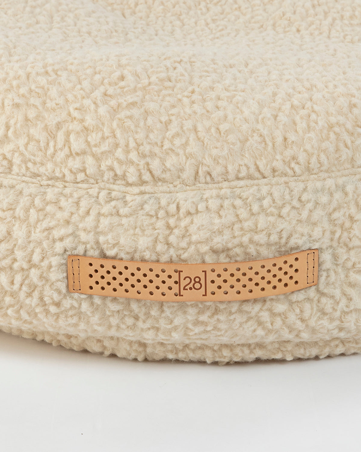 FULVIO BOUCLÉ WOOL BED | מיטת פוף לכלב