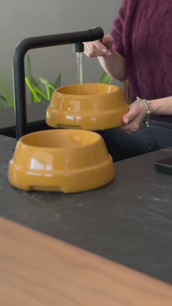 קערת קרמיקה איטלקית לכלבים ולחתולים | SEBASTIÃO DOG & CAT CERAMIC BOWLS
