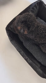 מיטת עור פרה הנרי | מיטה לכלב