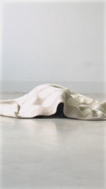 FLORA DOG WOOL BLANKET | שמיכה לכלב